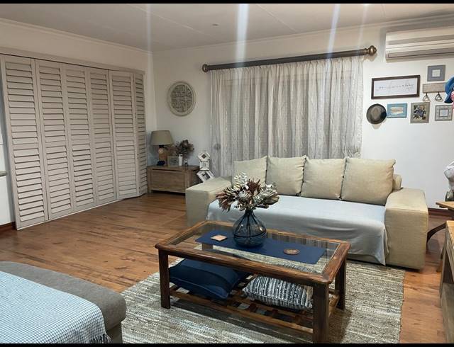 3 BEDROOM FREEHOLD FOR SALE IN PARKHAVEN
